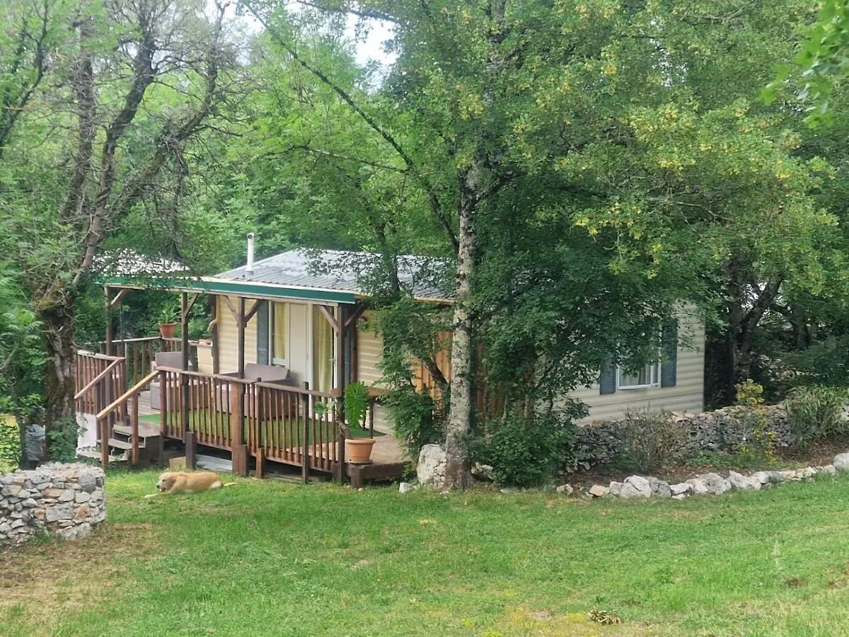 Campsite Petit Coin Tranquille Hotel Brengues